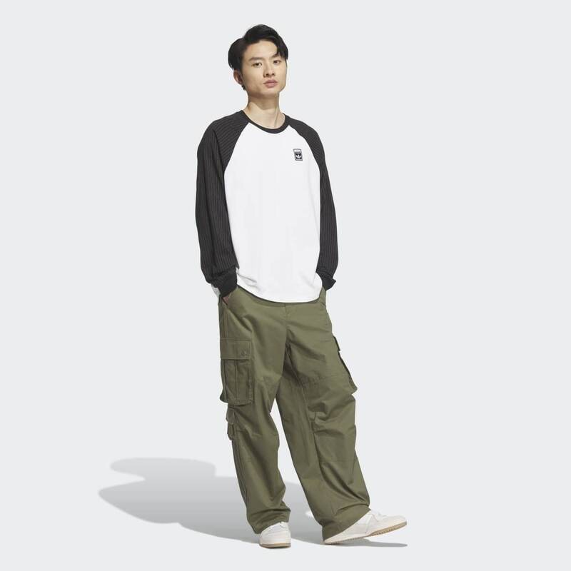 매장 멀티 포켓 루즈 핏 팬츠 (KC2630) 312948 1783651 1000749725518