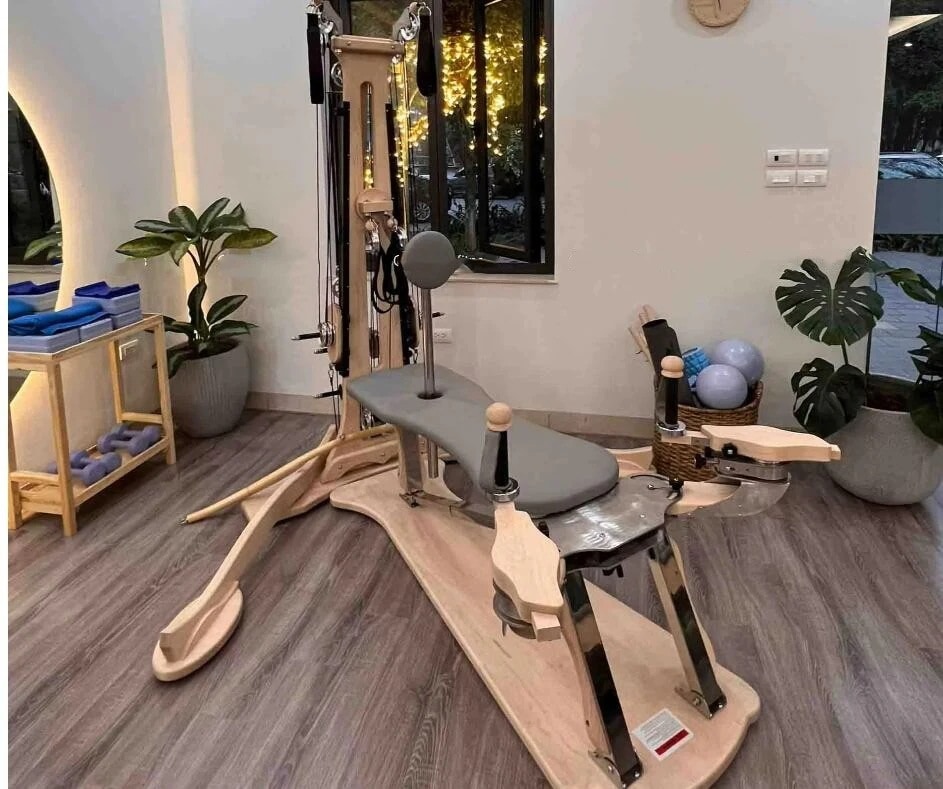 ヨガ機器エクササイズピラティス器具　ピラティス リフォーマー