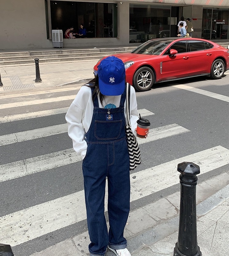 オーバーオール ボトムス ロング丈 ストレート ワイド ポケット ワッペン デニム かわいい 大人可愛い シンプル カジュアル おしゃれ レトロ こなれ感 ラフ ボーイッシュ スポーティー ラブリー