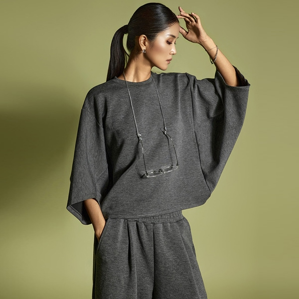 E3947 バットウィング トップ