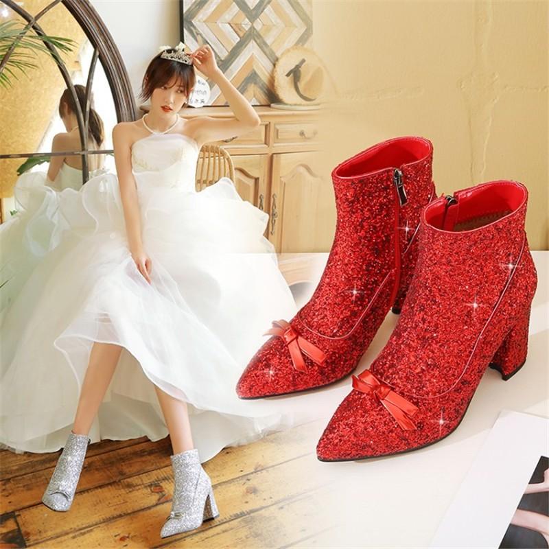 【激安開催！】ブーツ 靴 レディースシューズ 通勤 ポインテッドトゥ 美脚 きれいめ チャンキーヒール 走れる痛くない ヒール 通気性 秋冬 極ふわ おしゃれ キラキラ 結婚式