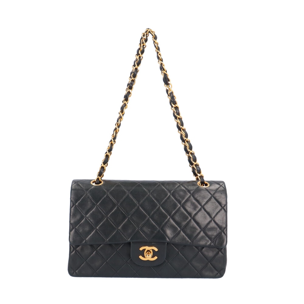 シャネル マトラッセ ショルダーバッグ ラムスキン A01112 ブラック CHANEL 中古 517,000円