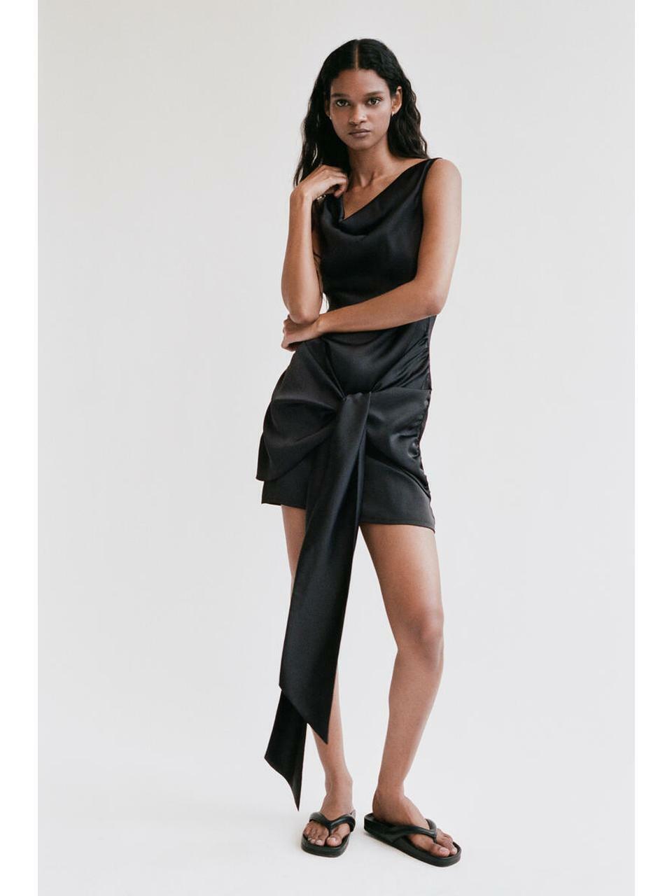 H&M カウルネックサテンドレスブラック 1338517001
