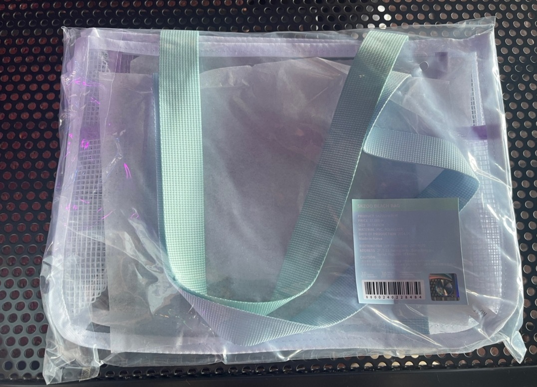 Stray Kids x SKZOO POP-UP & CAFE MAGIC SCHOOL IN BUSAN BEACH BAG