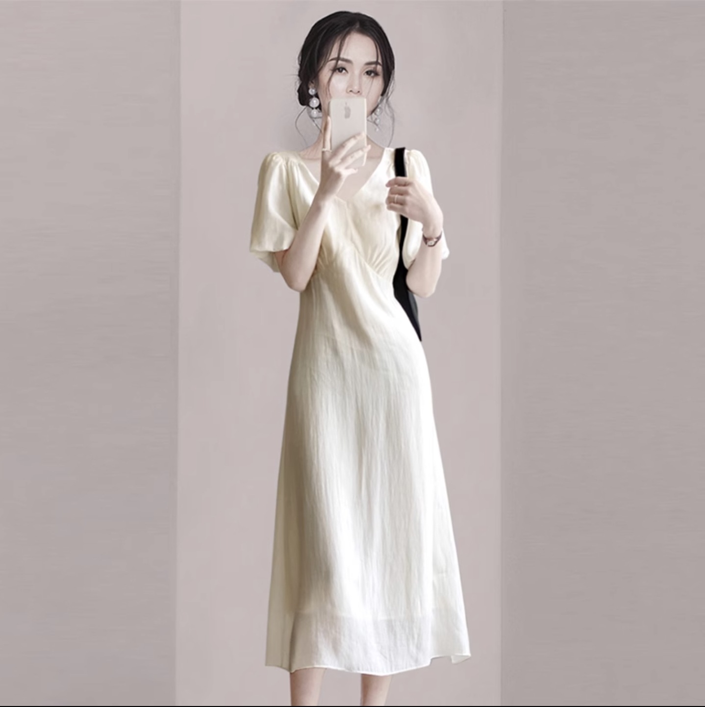 ワンピース レディース ロング 半袖 パフスリーブ Vネック Aライン フェミニン ハイウエスト かわいい 大人可愛い きれいめ シンプル カジュアル 上品 おしゃれ レトロ ラフ ガーリー ルーズ