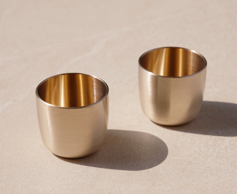 韓国伝統手工芸品　鍮器（ユギ）モダンソジュカップ（酒杯）2個セット