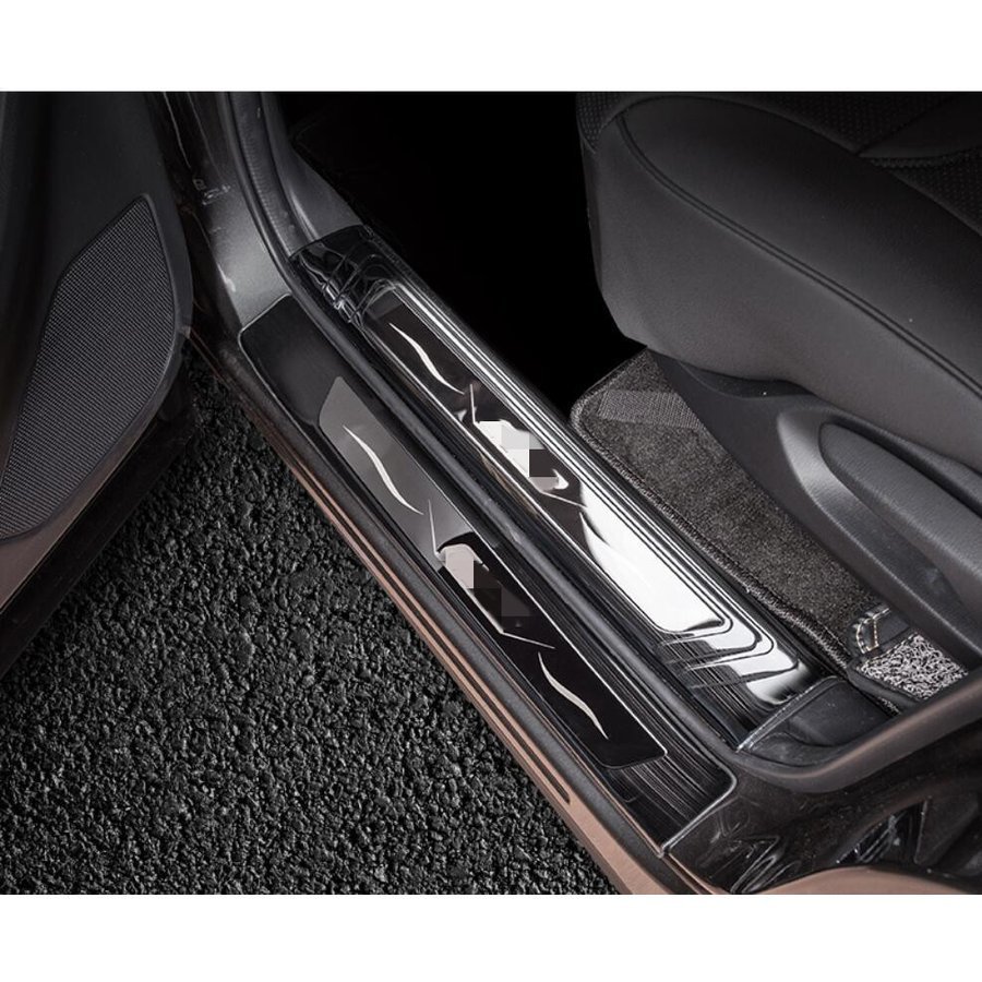 送料無料 スカッフプレートマツダ CX8 CX-8 KG系 専用設計 内側＋外側 ステンレス 8Pセット ステップガード　二色