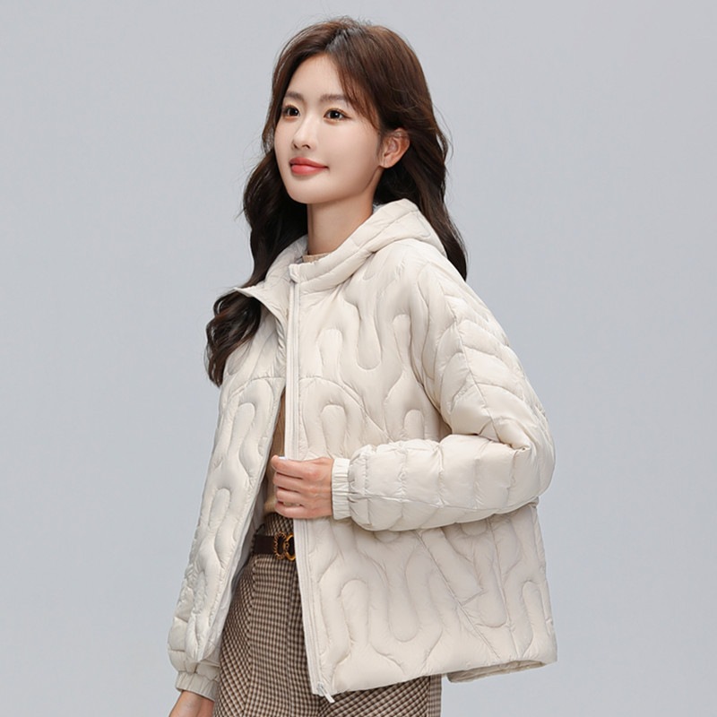 2023年秋冬新型軽薄ダウンジャケット女性立襟90白鴨パイルファッション痩せ韓版ショートコート