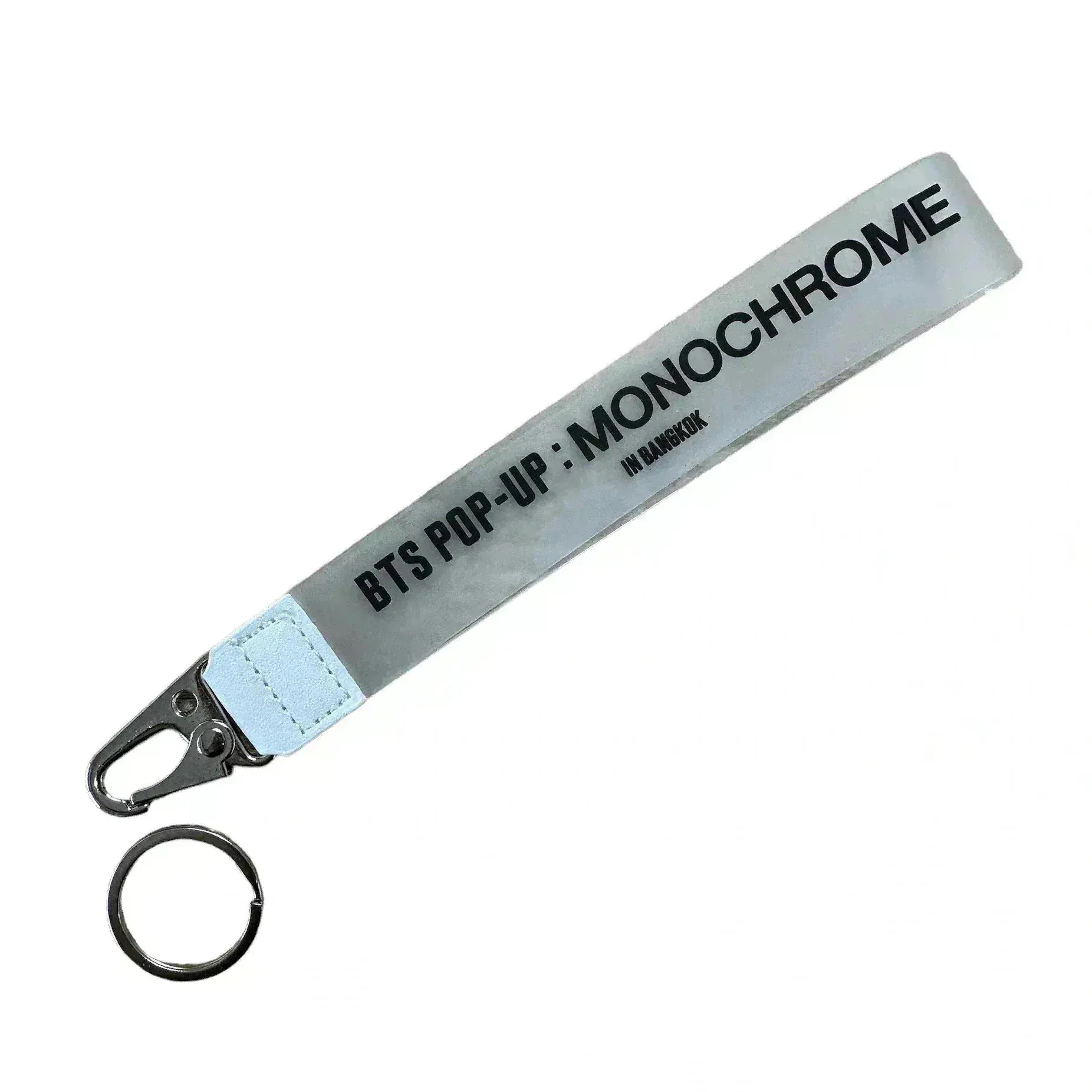 BTS MONOCHROME バンコク限定 キーリング ジョングク　グクセット BTS MONOCHROME バンコク限定 キーリング ジョングク グクセット