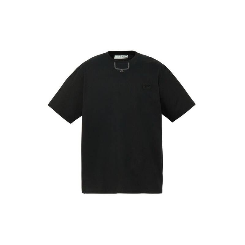 オニツカタイガー スモールロゴ半袖Tシャツ 2183B604001 498823