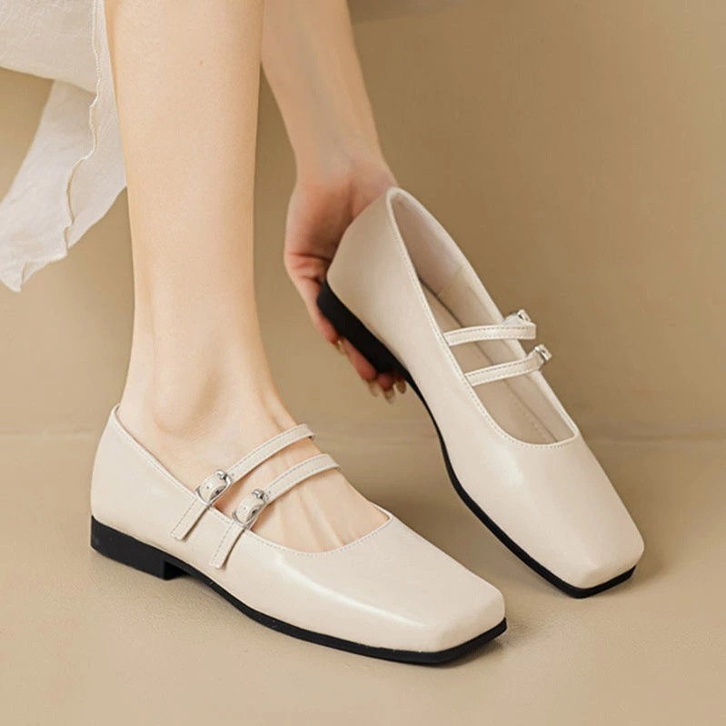 1000円OFFクーポン バレエシューズ スクエアトゥ パンプス 痛くない 太ヒール靴 結婚式 甲ストラップ レディース 脱げない おしゃれ 大きいサイズ 就活 就職活動 リクルート オフィス 柔らか