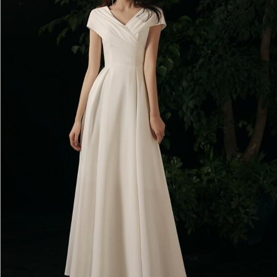 パーティードレス　2色　美品　ワンピース　結婚式　ウェディングドレス　ロングドレス　披露宴　二次会　着瘦せ