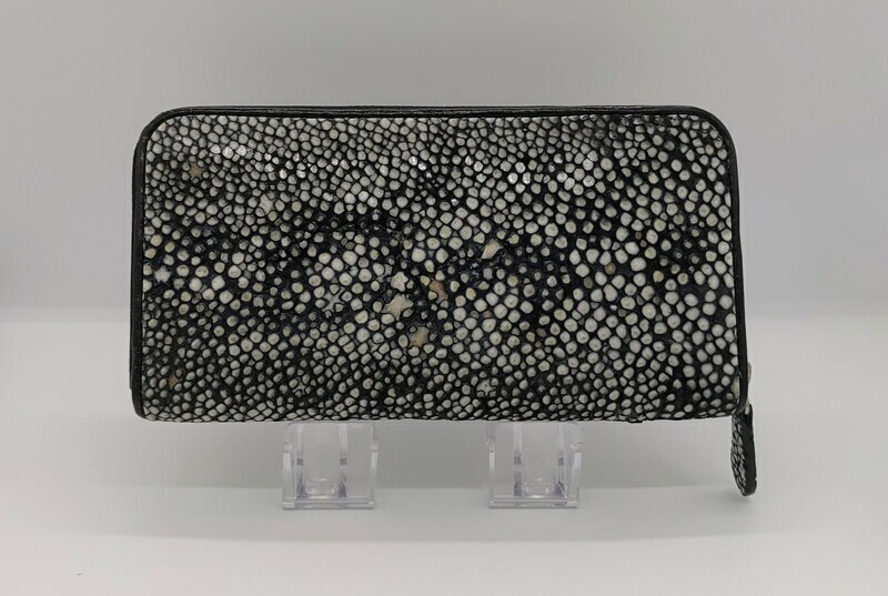 スティングレイ　スタースティングレイ　エイ革　ガルーシャ　シャグリーン　長財布　手作り　ラウンドファスナー tawal0009