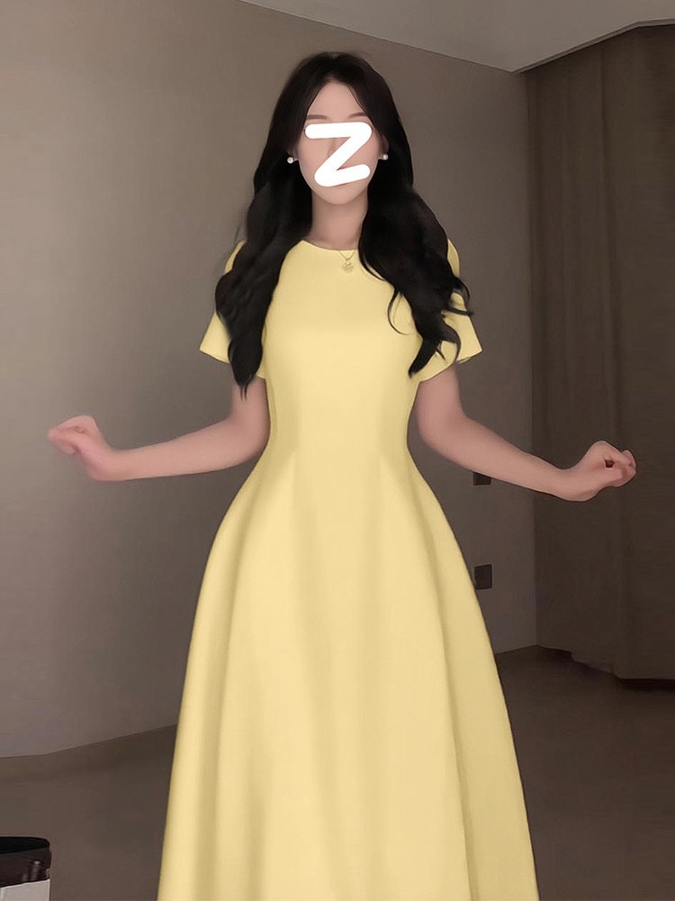 黄色の半袖女性用夏物小柄な方向けの上品なドレスウエストを引き締めてスリムに見せるロング