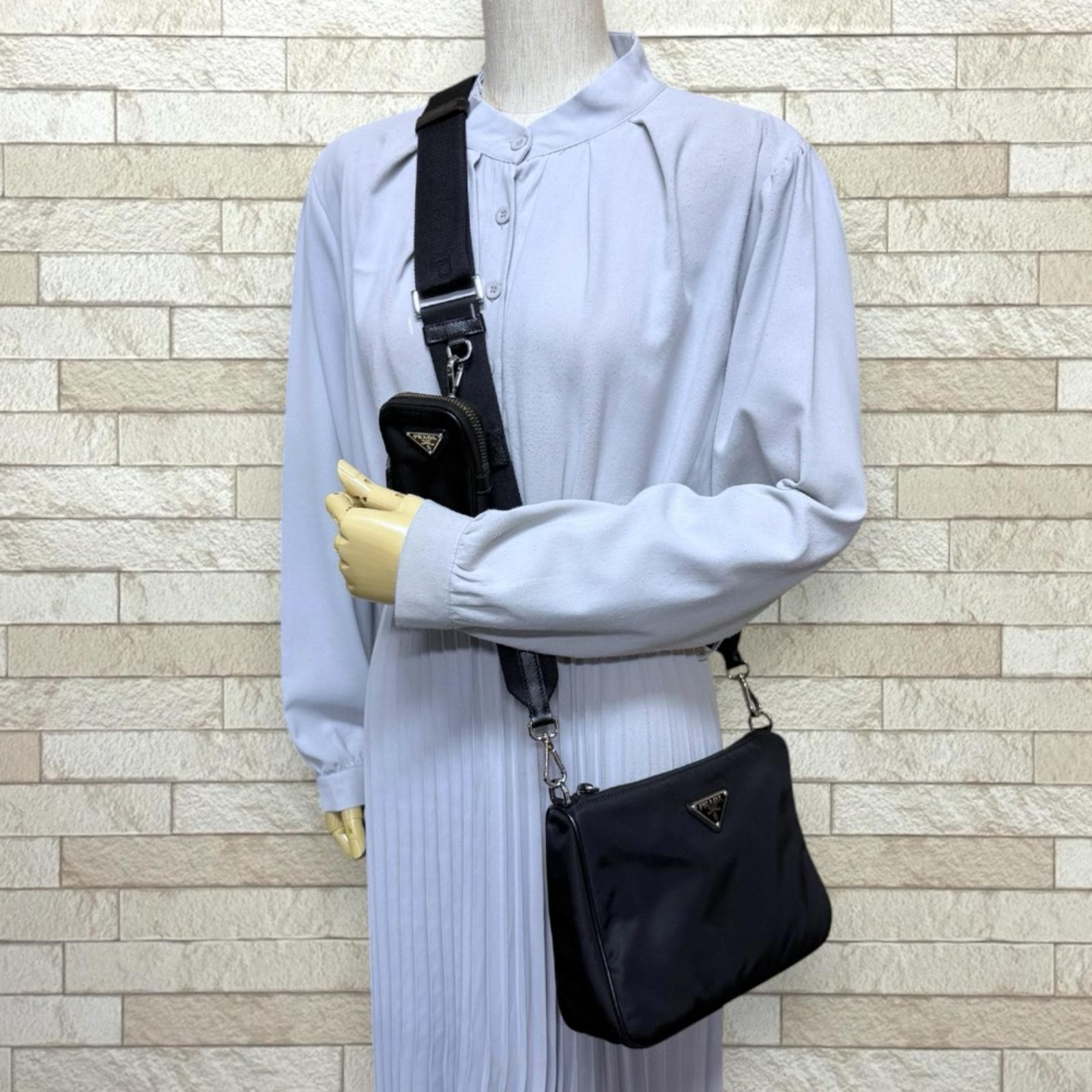 プラダ ショルダーバッグ リナイロン 2VH113 ブラック PRADA 中古 美品