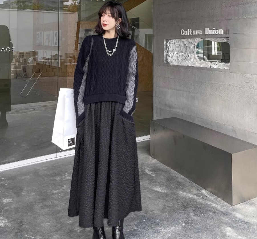 レディース ワンピース ロング 長袖 ラウンドネック Aライン 切り替え ドッキング 伸縮性 かわいい 大人可愛い シンプル カジュアル おしゃれ レトロ 無地 秋 冬 お出かけ 休日 楽ちん