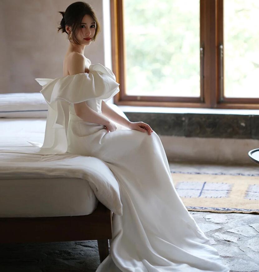ウェディングドレス オフショルダー フリル ウエディングドレス 花嫁ドレス 二次会 花嫁 ドレス 白 二次会ドレス マーメイドライン トレーンタイプ 編み上げタイプ 二次会 前撮り 後撮り 結婚式 海