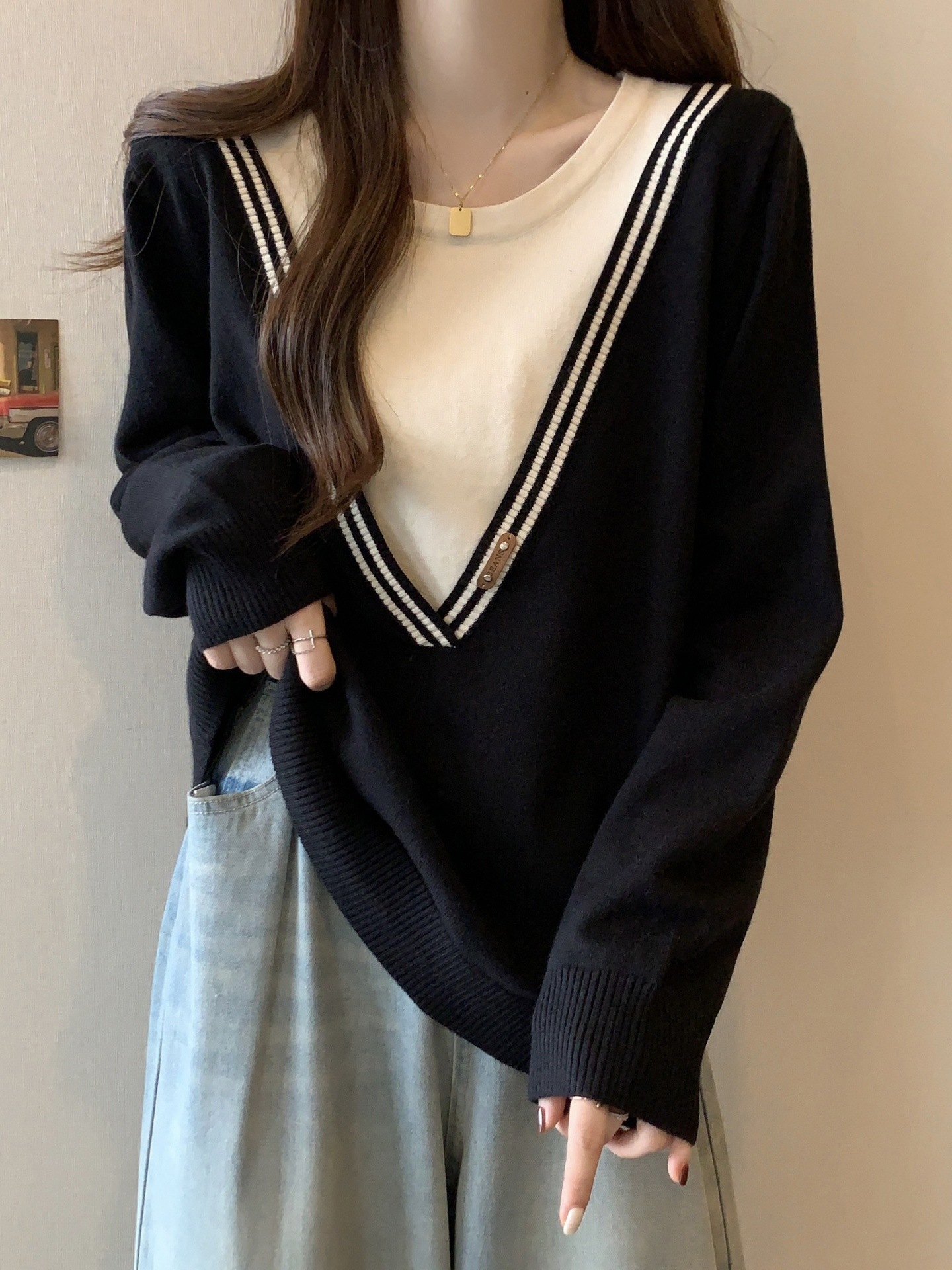 2025年秋冬新作 クルーネック風のコントラスト長袖ニットウェア ゆったりしたセーター女性用ストライプセーターストライプカーディガン新作女性服冬の女性用衣料秋の女性用セーター女性用トップ