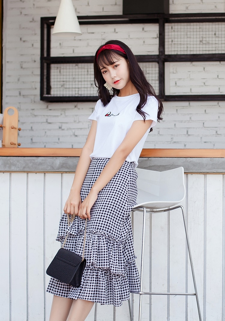 3035.フリル付きチェック柄ロングスカート（ブラック）