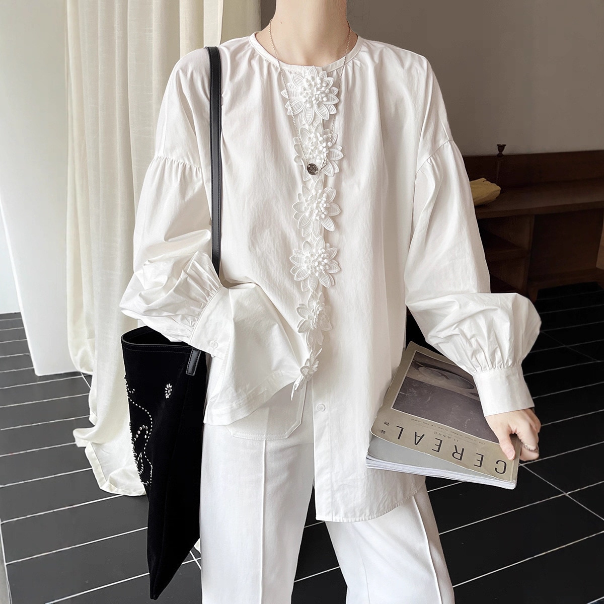 秋物新作フレンチスタイルシルエットラウンドネックシャツレディース