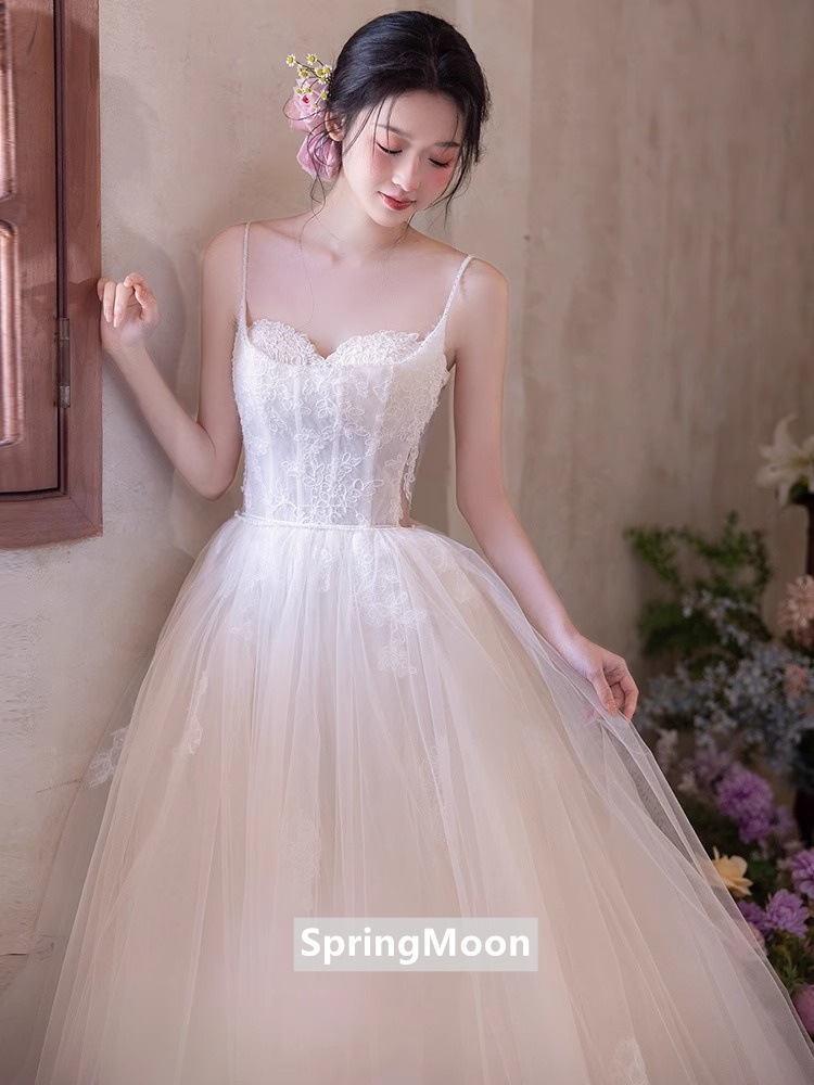 ドレス 2025 ウェディングドレス 白 ふわふわ パーティー ワンピース ロングドレス プリンセス 上品 高級感 優雅 エレガント 痩せる 韓国風 結婚式 前撮り 二次会 お呼ばれ 16,687円