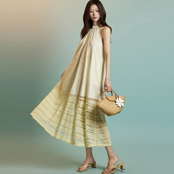 D5311 パンチング ホルターワンピース