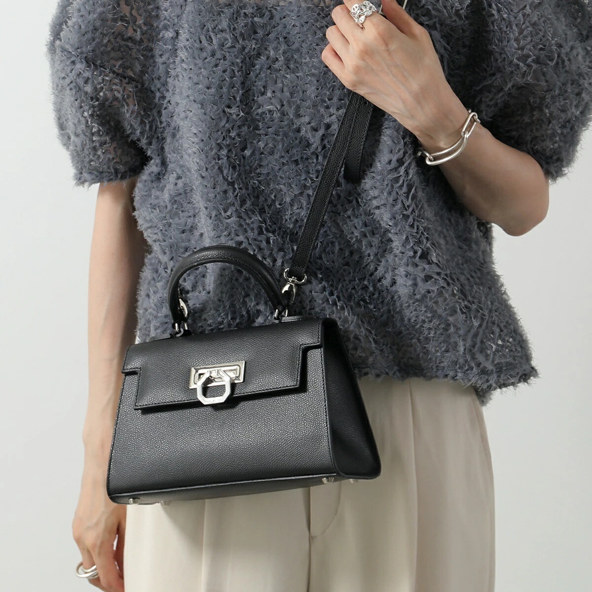 CARBOTTI カルボッティ ハンドバッグ GRETA グレタ 245 レディース ショルダーバッグ パルメラートレザー シルバー SILVER 鞄 Black