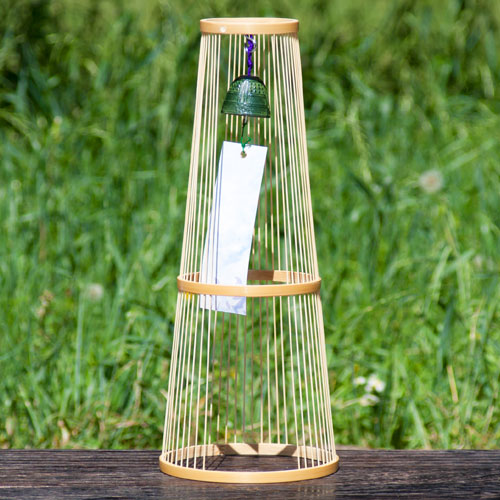 駿河竹千筋細工　置き風鈴　初風　38cm　静岡県伝統工芸品　黒田雅年 作　職人が竹ひごを組んで千筋にして作り上げられたインテリア　繊細で滑らかな曲線美