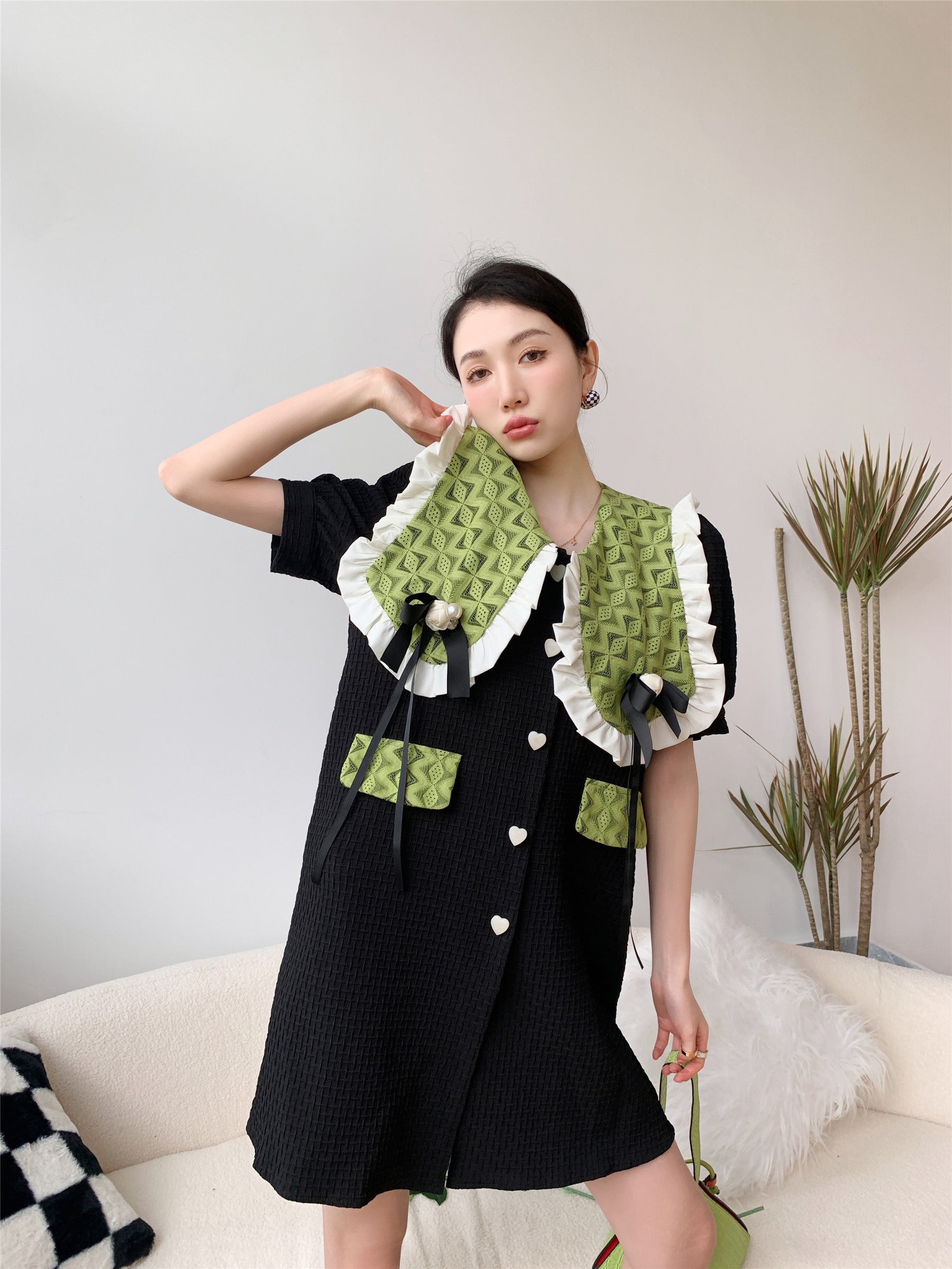 ドールカラーフレンチヴィンテージワンピース ドレス ワンピース 半袖ワンピース ニッチデザイン レディース レトロ フレンチステッチ コントラストカラー フリル ボウシャツ スカート 個性派 モード系