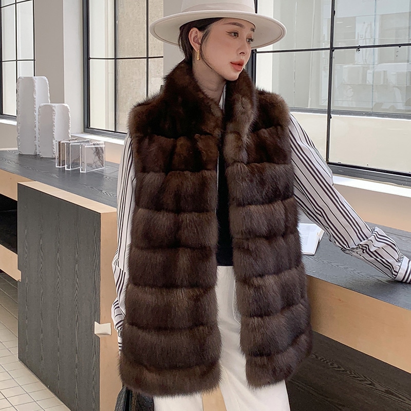 2024模造パープルトーン新しいスタイルの気質ベストミドル丈秋冬コートハイエンドライト高級 毛皮コート