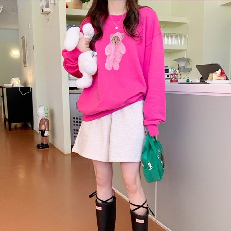 ガーリーコーデ テディベア トップス プルオーバー トレーナー 袖あり 長袖 ボリューム袖 Uネック ラウンドネック ストレート Iライン かわいい 大人可愛い シンプル カジュアル 大人 上品