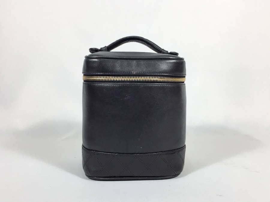 バニティバッグ ラムスキン レザー ブラック 中古品