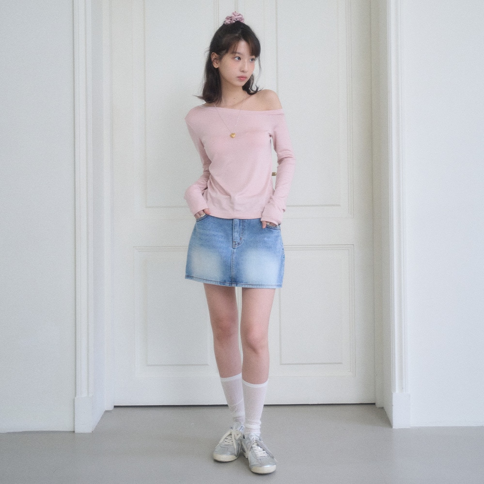 EMBROIDERED DENIM MINI SKIRT