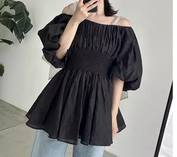 オフショルダー トップス レディース 半袖 ランタンスリーブ リボン ストラップ ウエストシャーリング 無地 ドット アイボリー 黒 ピンクパープル