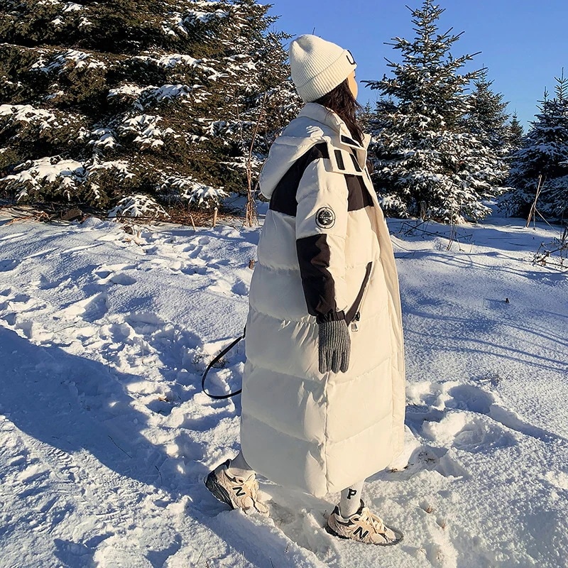 黒と白の作業服コットンコートレディースミッドレングス膝丈コットンジャケットファッショナブルなルーズ肥厚オーバーサイズダウンコットンコート