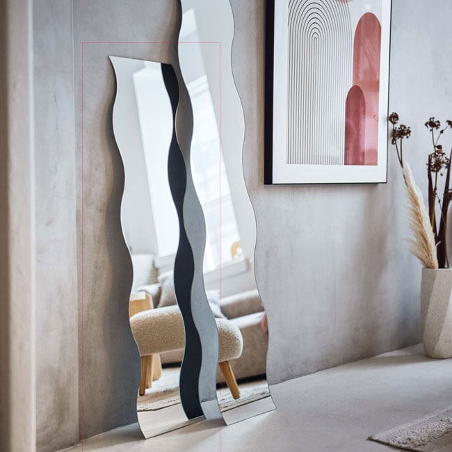 ウォールミラー　壁掛け鏡 エッセンス　北欧風家具 部屋を美しく明るく飾る小物