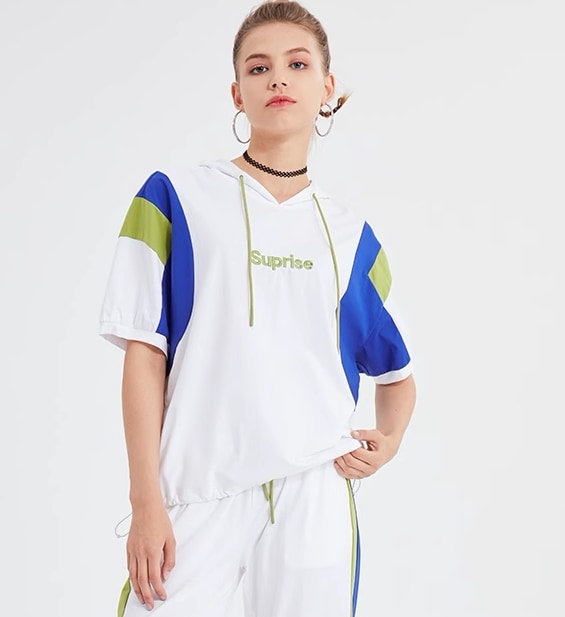 夏の新 Tシャツ小さなシャツルーズスプライシング女性の大きいサイズ半袖少し太くて薄いスポーツトップ