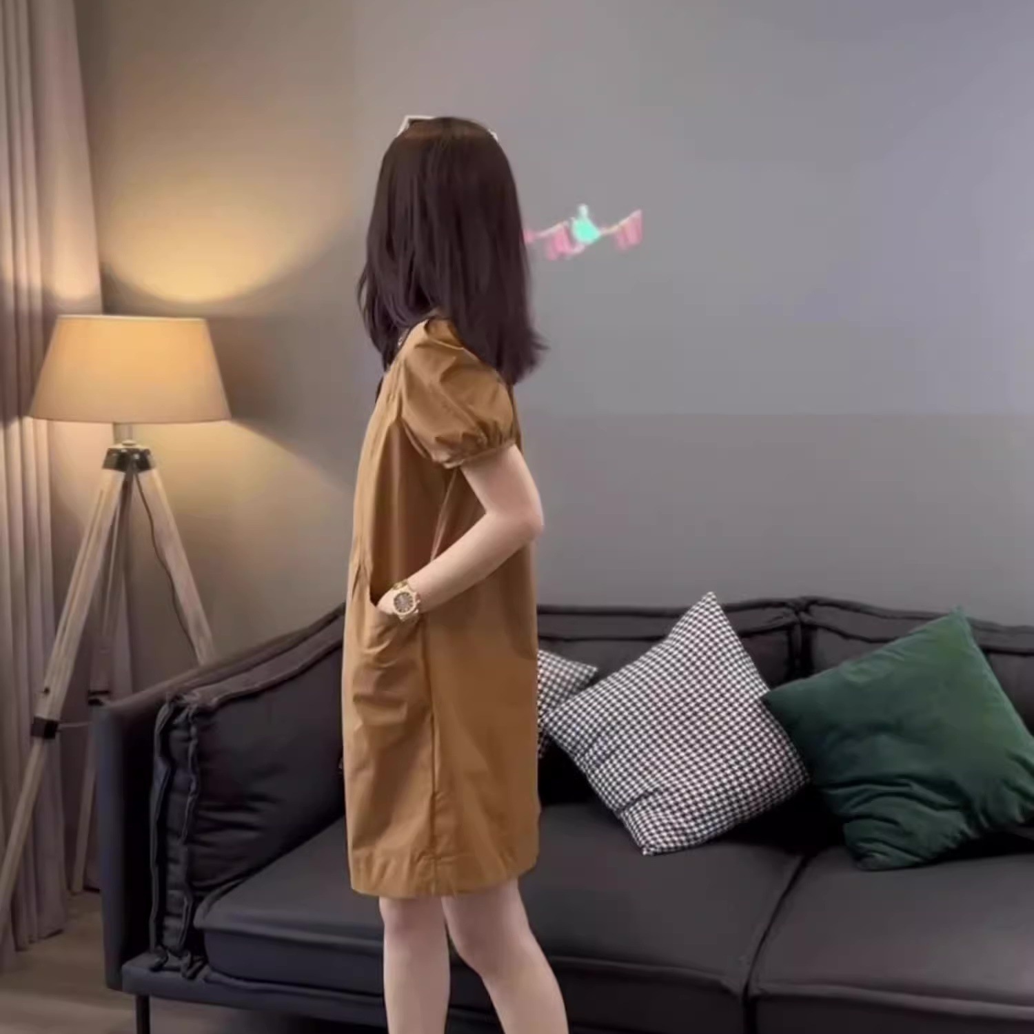 レディース スカート ワンピース シャツワンピ ミニ 膝上 半袖 パフスリーブ Vネック 襟なし ワイド フレア Aライン 裾ワイド ポケット ハイウエスト 前開き 薄手 かわいい 大人可愛い