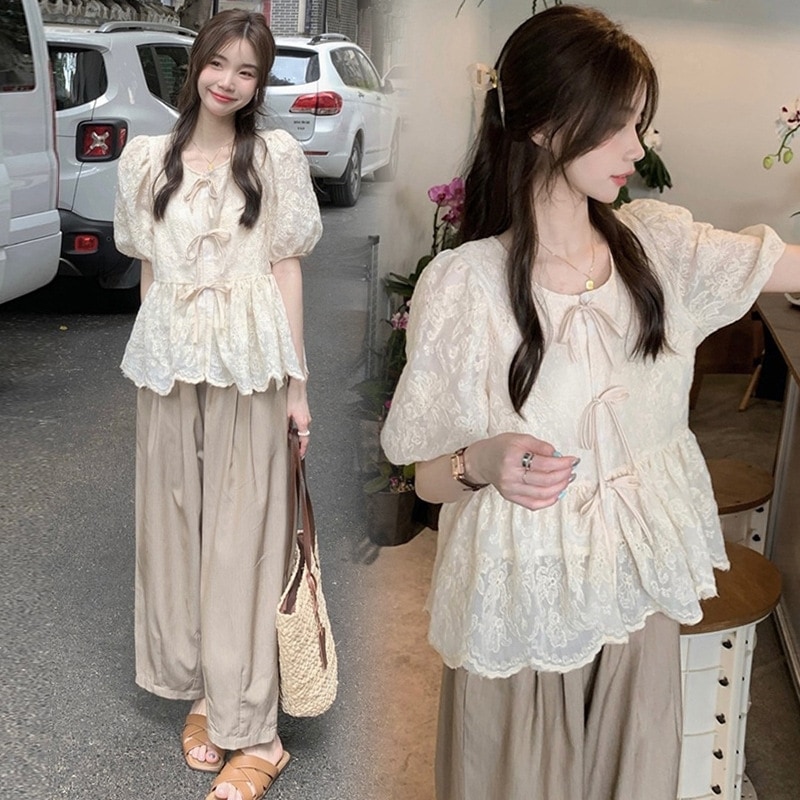 リボンブラウス トップス レディース 半袖シャツ カットソー ブラウス 花柄 刺繍 リボン 半袖 ボリューム袖 ラウンドネック 薄手 シンプル 大人 おしゃれ 大人女子 こなれ感 とろみ感 春 夏