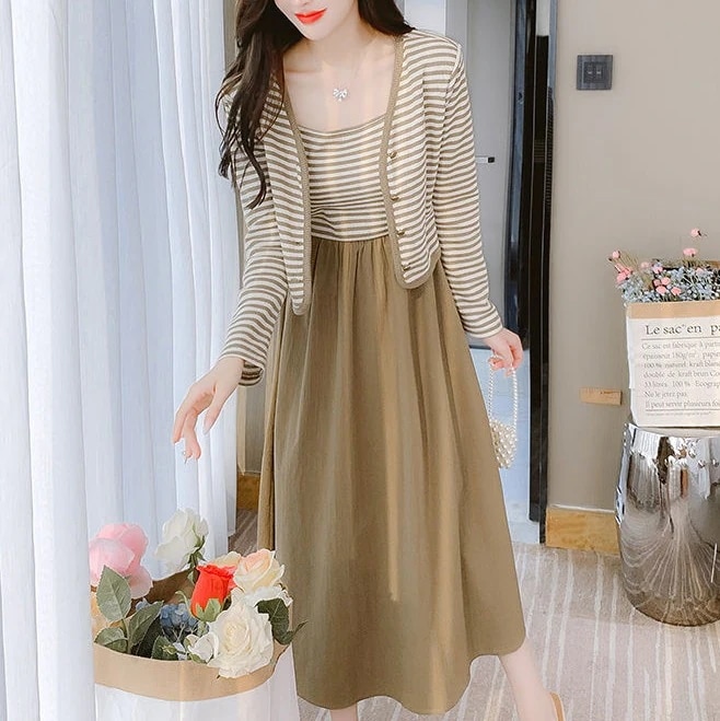 ハイエンドのカスタマイズ-2025春と秋の新作フレンチレトロストライプカーディガンショートコートスプライスサスペンダードレスツーピーススーツ