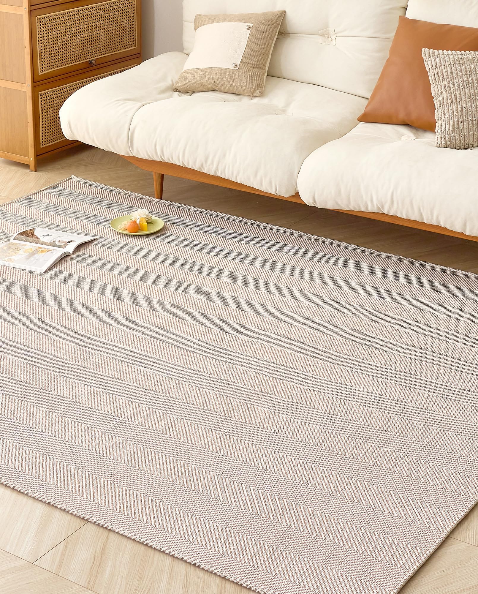 VK Living ラグ カーペット 春 夏 130X190cm ラグマット 1.5畳 【大人の雰囲気 ヘリンボーン柄】 オールシーズン おしゃれ 絨毯 北欧 リビング マット 滑り止め 幾何柄 オー