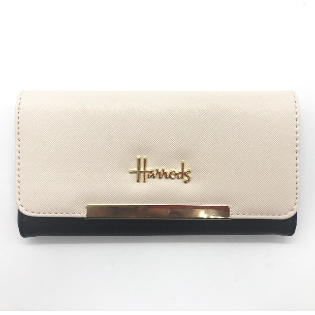 Harrods（財布）のフリマアイテム一覧