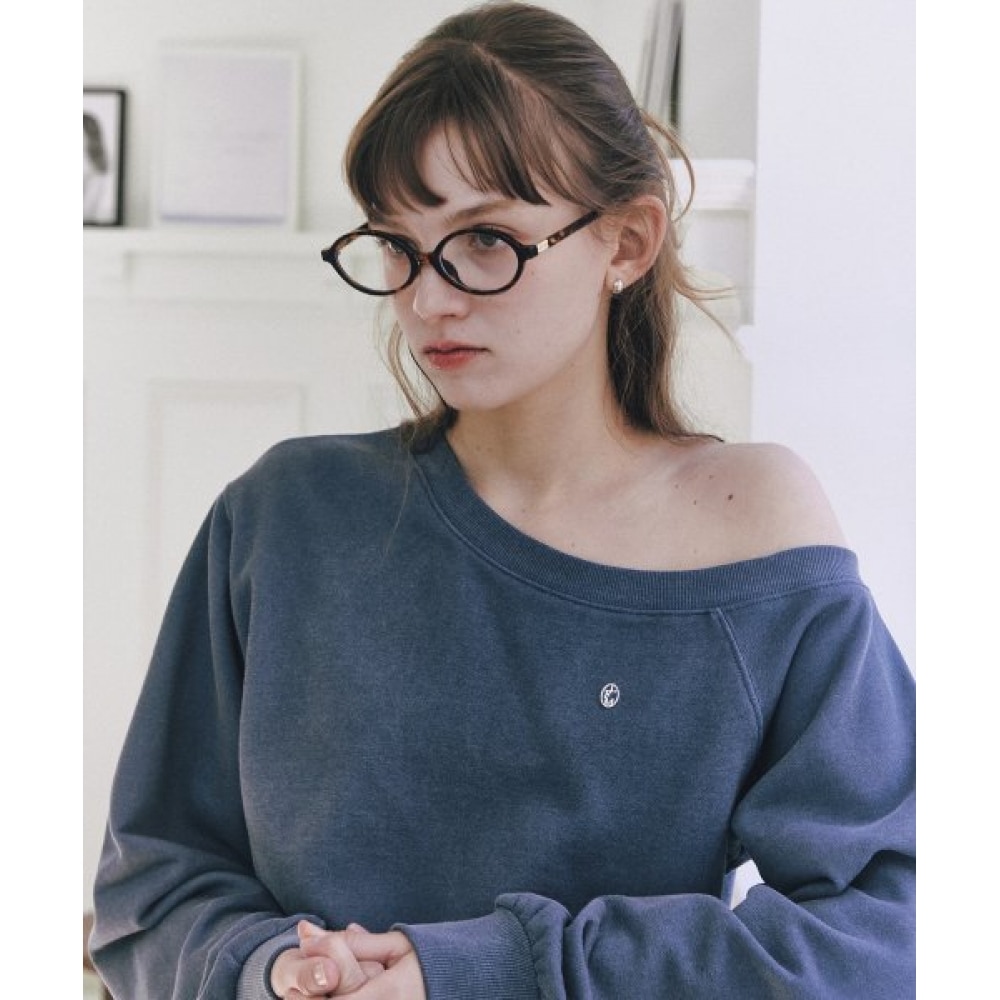 レターフロムムーンエディンオフショルダースウェットシャツ (ピグメントブルー)