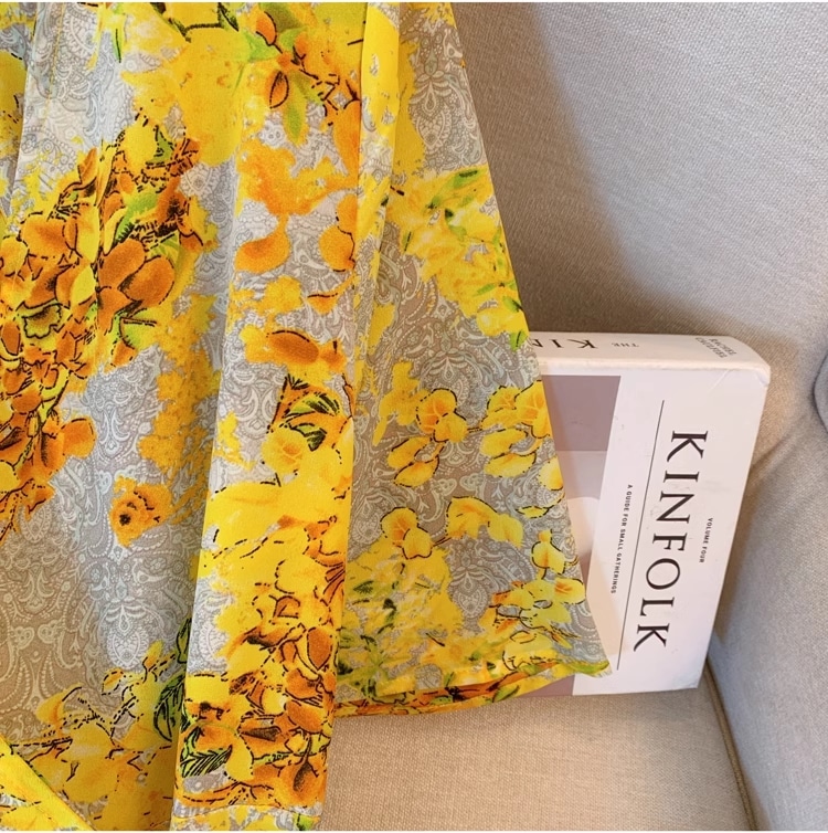 イエロー ゴールデン イエロー フローラル フレンチ スタイル プリント ラッピング ホリデー レディース ドレス 個性的 ワンピース 膝丈 ひざ丈 袖あり 半袖 Vネック 襟なし かわいい