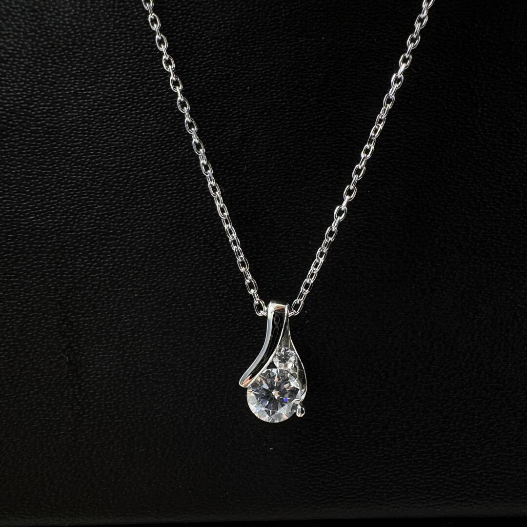 正規品 ナチュラルピュア ネックレス レディース ペンダント シンプル 上品 シルバーカラー ノンアレルギー サージカルステンレス ステンレス 金属アレルギー 対応 結婚式 結婚記念日 誕生日 8,360円