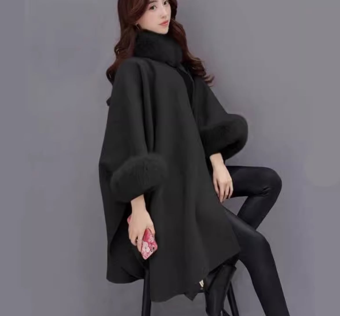 アウター 上着 前開き レディース ポンチョ 膝下 ミモレ 長袖 ハイネック タートルネック ワイド フェミニン 前開き ヴィンテージ ファー フェイクファー かわいい 大人可愛い きれいめ シンプル 5,042円