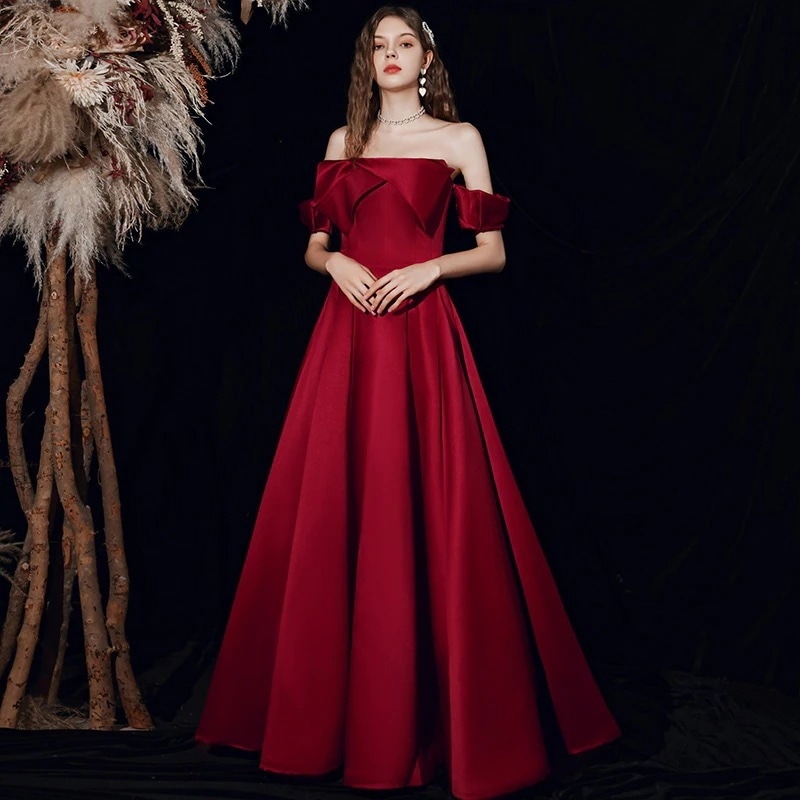 サテンワンショルダートーストドレス 花嫁用 2024年新作 バーガンディ 結婚式婚約 普段も凛としたイブニングドレスが着られます