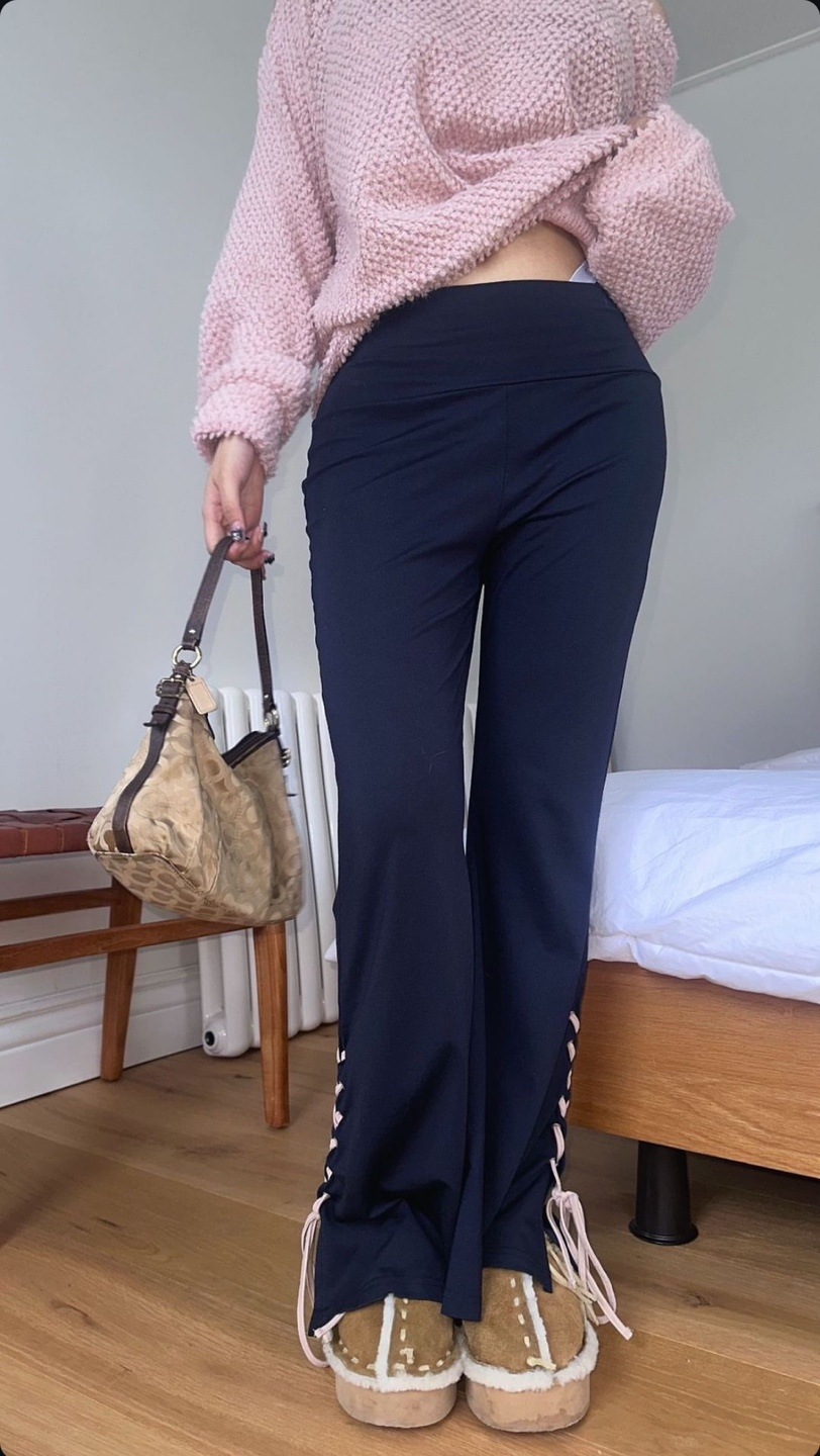 アイレットスニーカーブーツカットレギンスpt