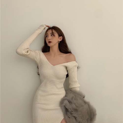ワンピース ニットワンピース ワンショルダー スリム タイト 細身 ストレート サイドスリット 伸縮性 ニット かわいい 大人可愛い きれいめ シンプル カジュアル 大人 上品 おしゃれ お洒落