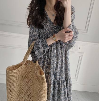 ワンピース ロング スカート ティアード袖あり 長袖 Vネック スリム 細身 Aライン 2XL 3XL 大きいサイズ 個性的 お洒落 花柄 春 夏 デート 普段使い レディース 女性用 20代 30代